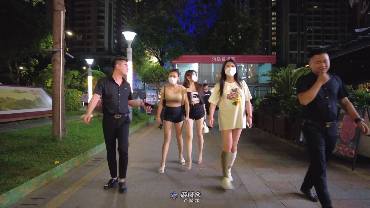 [真实街拍生活]广州/深圳/西安深夜街头日常生活视频，贵在真实【66V/29G】 展会街拍 第16张