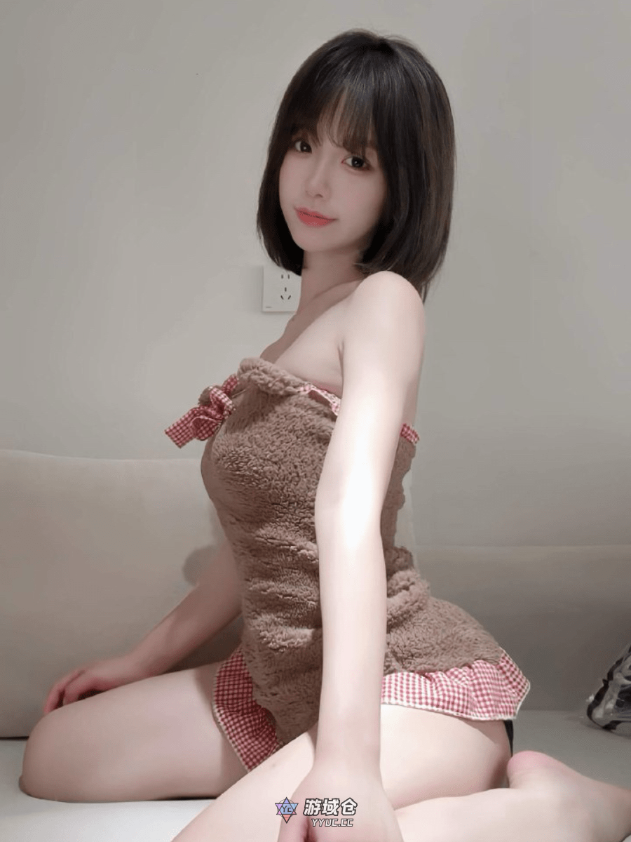 抖音@小霞佩奇 女神岛遇合集 微密反差 第2张